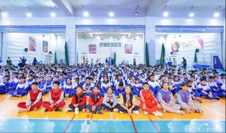 北京十二中科丰校区2025年科技节盛大开幕 点燃学子科学热情                                                                                                                     北京市第十二中学                                                                                                  20