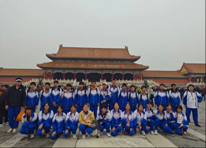 漫步宫阙  解码历史 ——北京十二中科丰校区初三学子开启故宫研学之旅